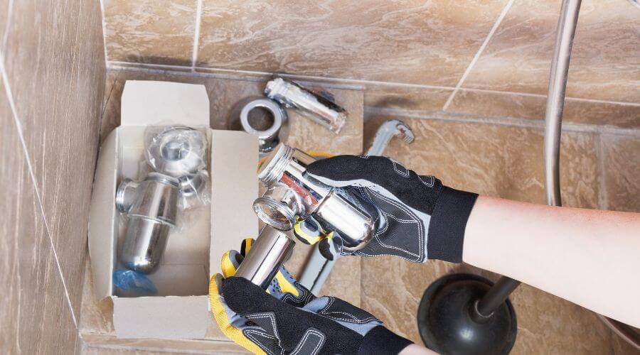 Professional gutter cleaning in Guin, AL
